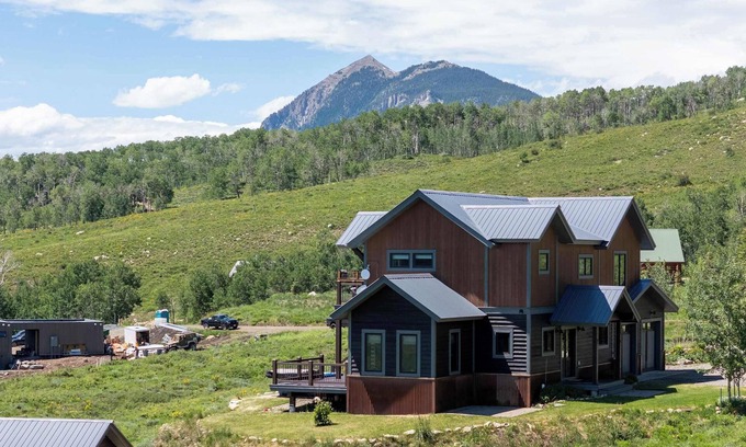 Crested Butte South House | Neville Way, hot tub, privacy, views!