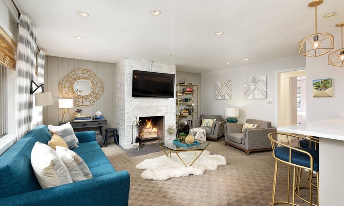 Aspen Condo | New listing! - Aspen Core, easy walk to everything, pool, recently remodeled