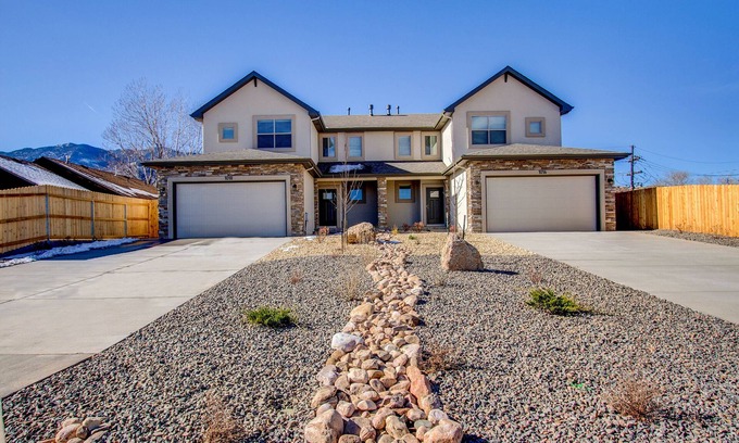 Colorado Springs House | NEW Westside Luxury: 5 min to Garden of the Gods, Manitou, Old Colorado City