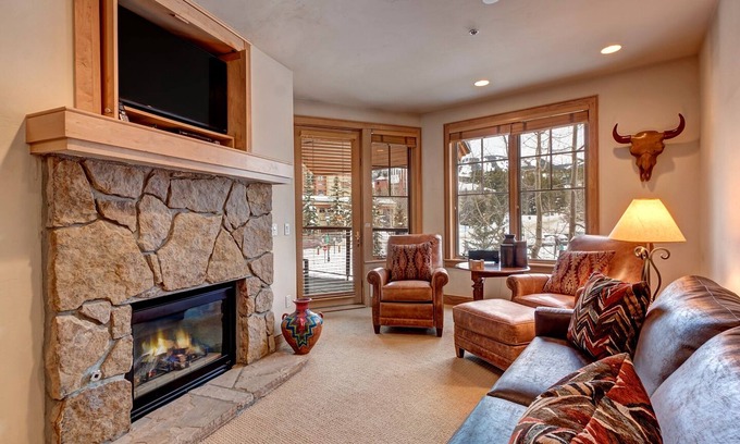 Historic District Condo | Perfect location, Heated garage parking!