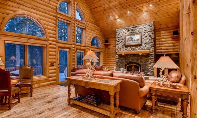The Highlands House | Pine Crest Lodge: Custom Log Home, Private Hot Tub, Bocce, Fire Pit