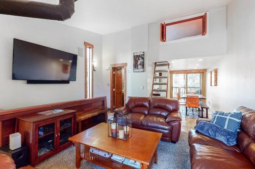 Frisco House | Pitkin Townhome B1