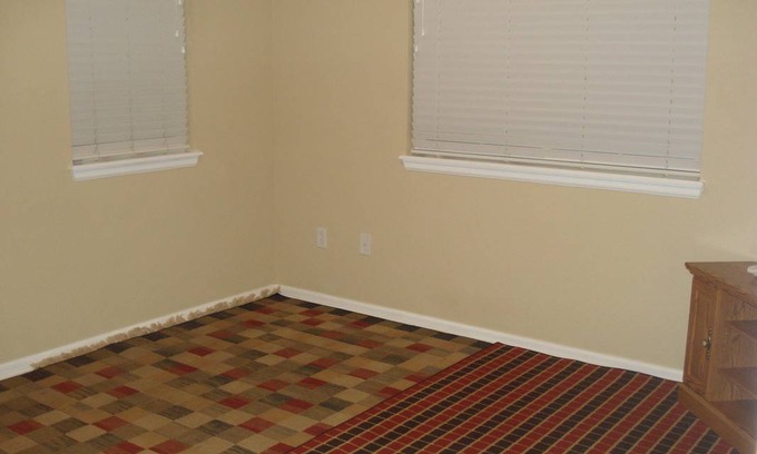 Commerce City Resort | Private room ∙ 1 guest