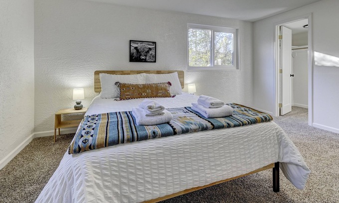 Northeast Colorado Springs House | Private Room l Shared Executive Travel Home l Near Hospitals & So Much More!