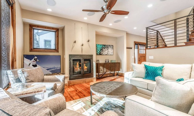 Eagle-Vail House | Quiet Colorful Fall! 3 Nights 10% off Now into November