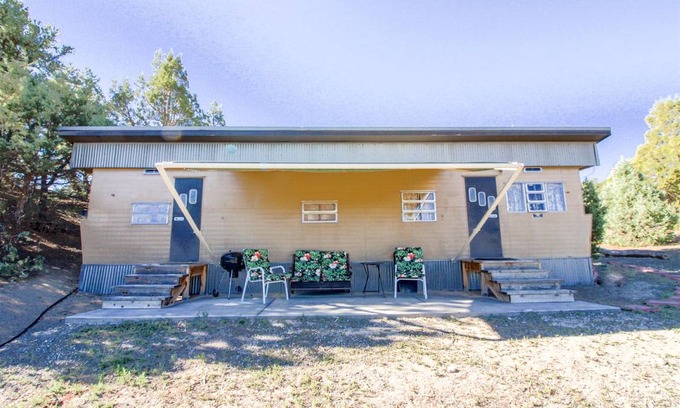 Salida RV Rental | Recreational vehicle (RV) ∙ 1 bedroom ∙ 4 guests