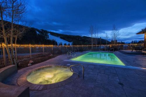 Keystone House | Red Hawk Townhome 2350
