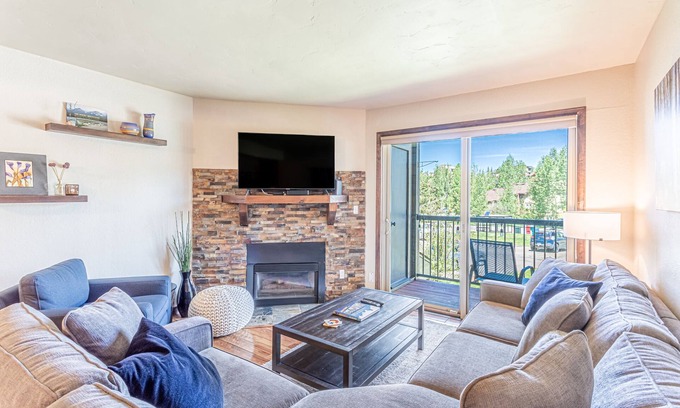 Steamboat Springs Condo | Remodeled Condo. Less than 1 mile to Steamboat Ski Area