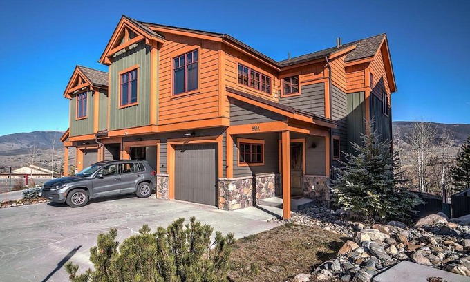 Wildernest Apartment | Rolling Ridge #60A by Book by Owner