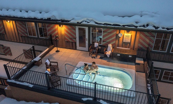 Vail Condo | Rooftop Hot Tub, Walk to Gondola, LH306