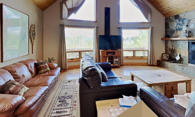 Wildernest House | Royal Buffalo Lodge home