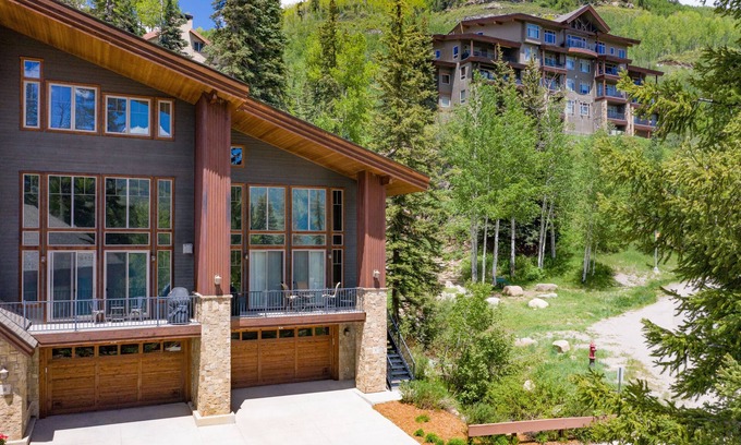 Purgatory House | Ski-In Ski-out, Ping Pong, Foosball, Pet Friendly!