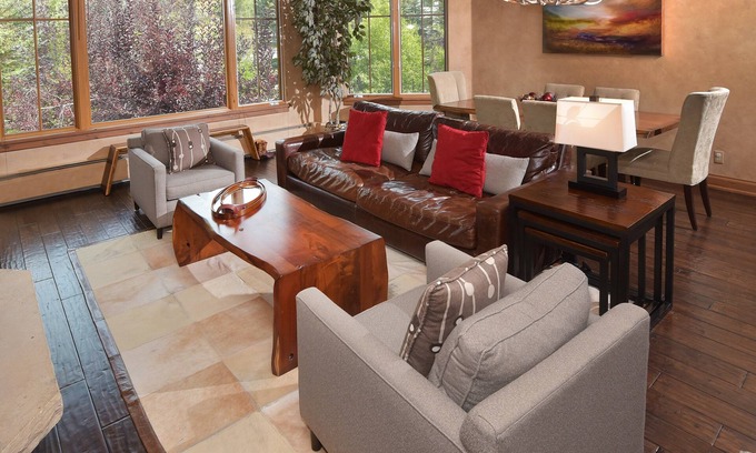 Beaver Creek Condo | Spacious Condo with ski-in access | Hot Tub access