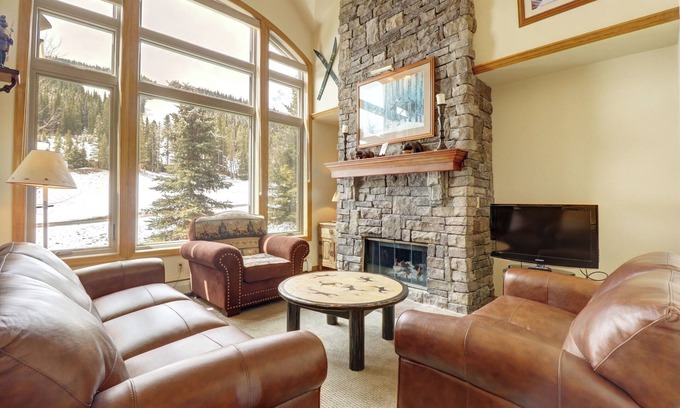 East Village at Copper House | Spacious, Slope Side, Multi Level Townhome ER9