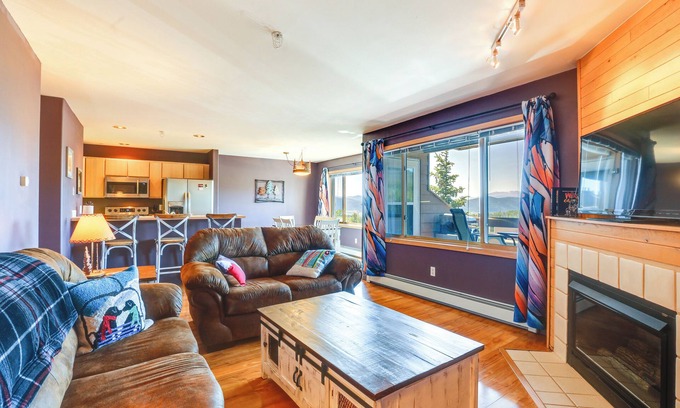 Wildernest Condo | Stunning Mountain Views: Silverthorne Condo!