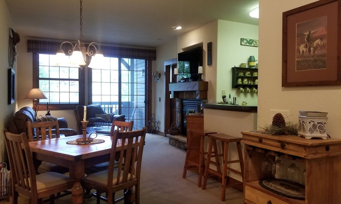 Granby Condo | SUMMER IN THE ROCKIES! 2BR/2BA-HIKE, BIKE, GOLF, FISH-GREAT LOCATION!
