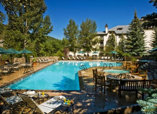 Beaver Creek Apartment | The Charter 2 Bedroom Ski In, Ski Out Vacation Rental With Hot Tub Access And Easy Walk To Village