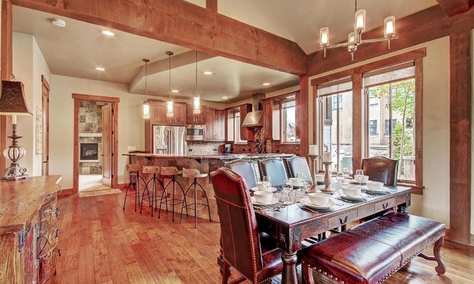 Fairmount On The River House | The Shores Lodge
