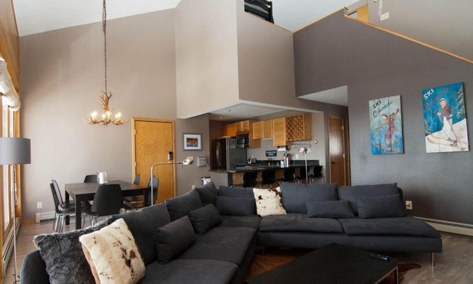 Wildernest House | Timber Ridge #428 by Book by Owner