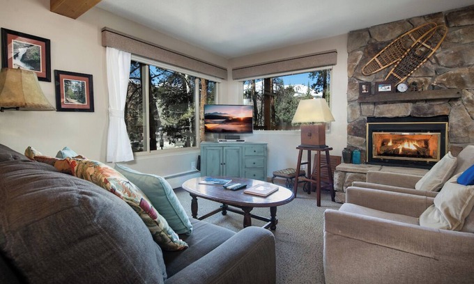 Peak 9 Condo | Timbernest Blue Spruce Condo: Sweet Breck Location