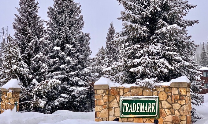 Old Town House | Timberwolf Luxury Lodge at Trademark #3-1/Hot Tub/Scenic Views/Mountain Ambience
