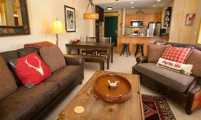 Copper Mountain Village Apartment | TM316 Tucker Mountain Lodge condo