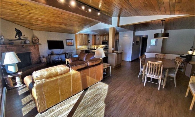 Purgatory House | Townhome just a Short Walk to Slopes at Purgatory Ski Resort, WiFi, Grill