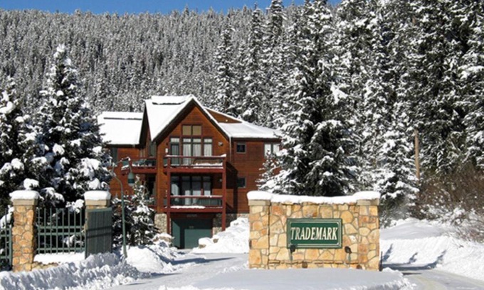 Old Town House | Trademark 3-1 Townhouse