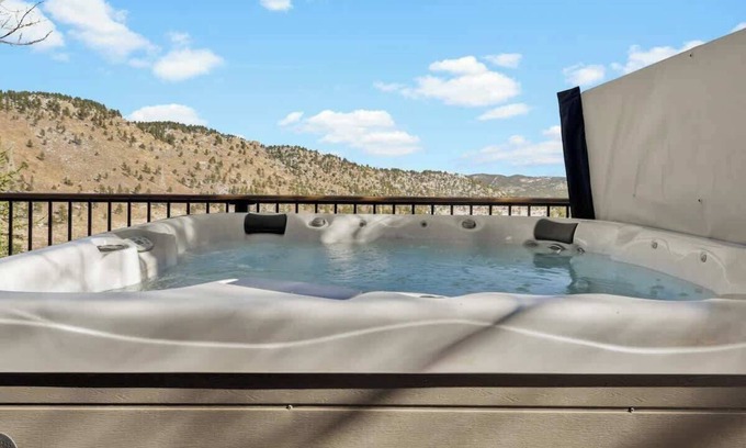 Evergreen House | Tranquil Rocky MTN Retreat | Hot Tub | Evergreen