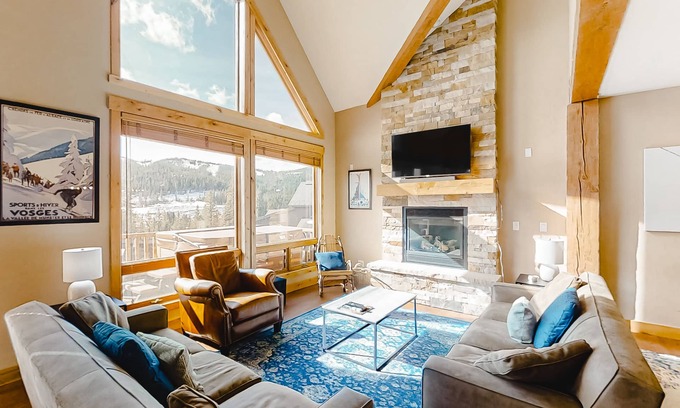 Winter Park House | Upscale Retreat w/Mountain Views, Private Hot Tub - Walk to Winter Park Lift