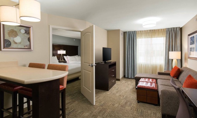 Northfield Hotel | Hotel ∙ 2 bedrooms ∙ 8 guests