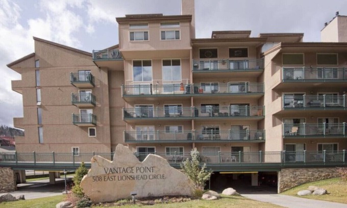 Vail Condo | Vail/Lionshead 2-bedroom condo, walk to Ski Lifts