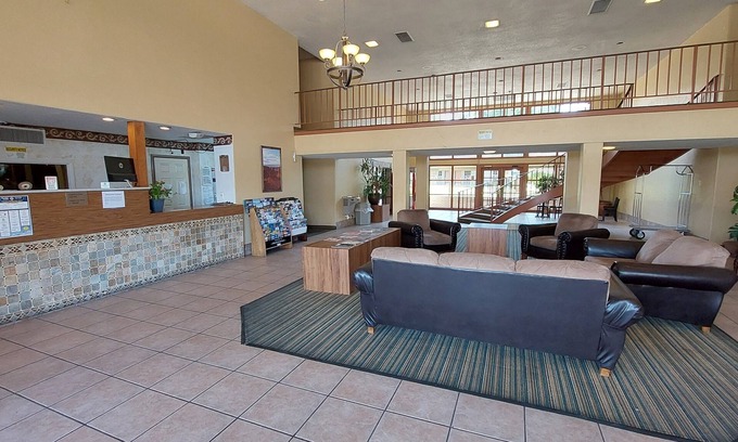 Grand Junction Hotel | Ville 718