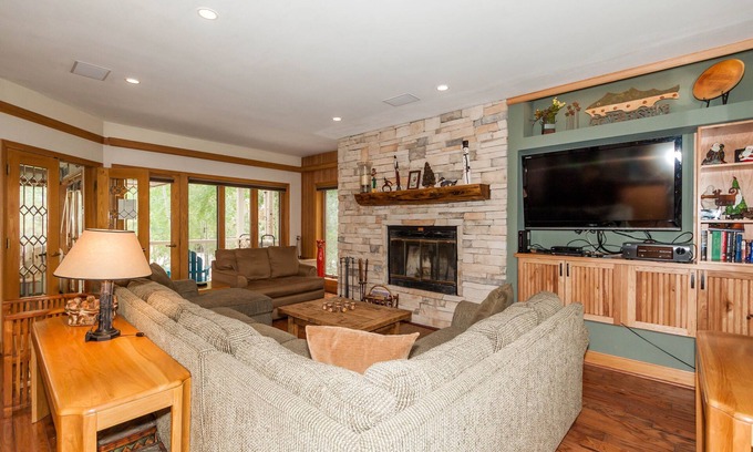 Mountain House Condo | Walk to Lift, Shops, and Dining, Enjoy Balcony & Private Indoor Hot Tub and