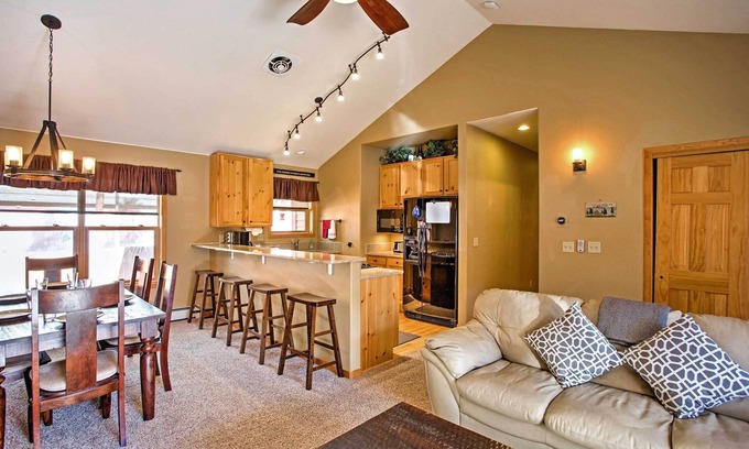 Mountain House Condo | Walk to Ski Lift: Keystone Condo w/Hot Tub Access