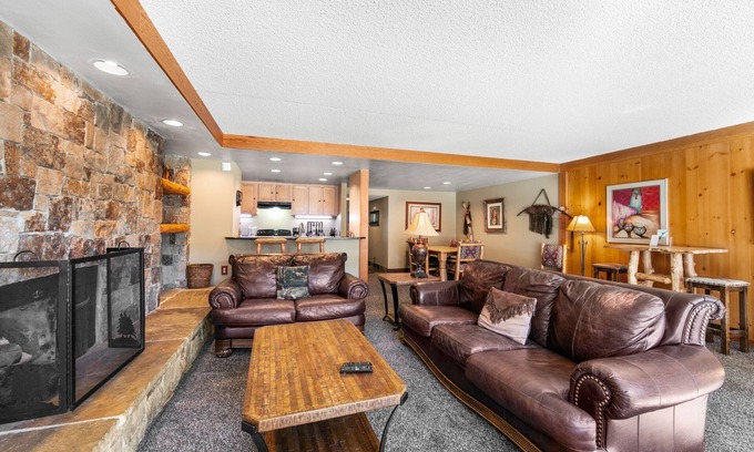 Lakeside Village Condo | Walking Distance to Keystone Conference Center, Mountain Views