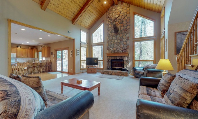 Estes Park House | Waterfront living near Estes Park w/furnished deck & river view