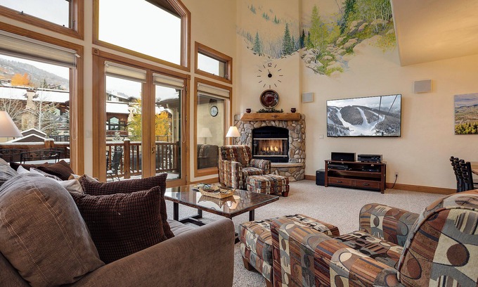 Steamboat Springs House | X2741 | Spacious Townhome | Pool/Hot Tub | Views | Winter Shuttle