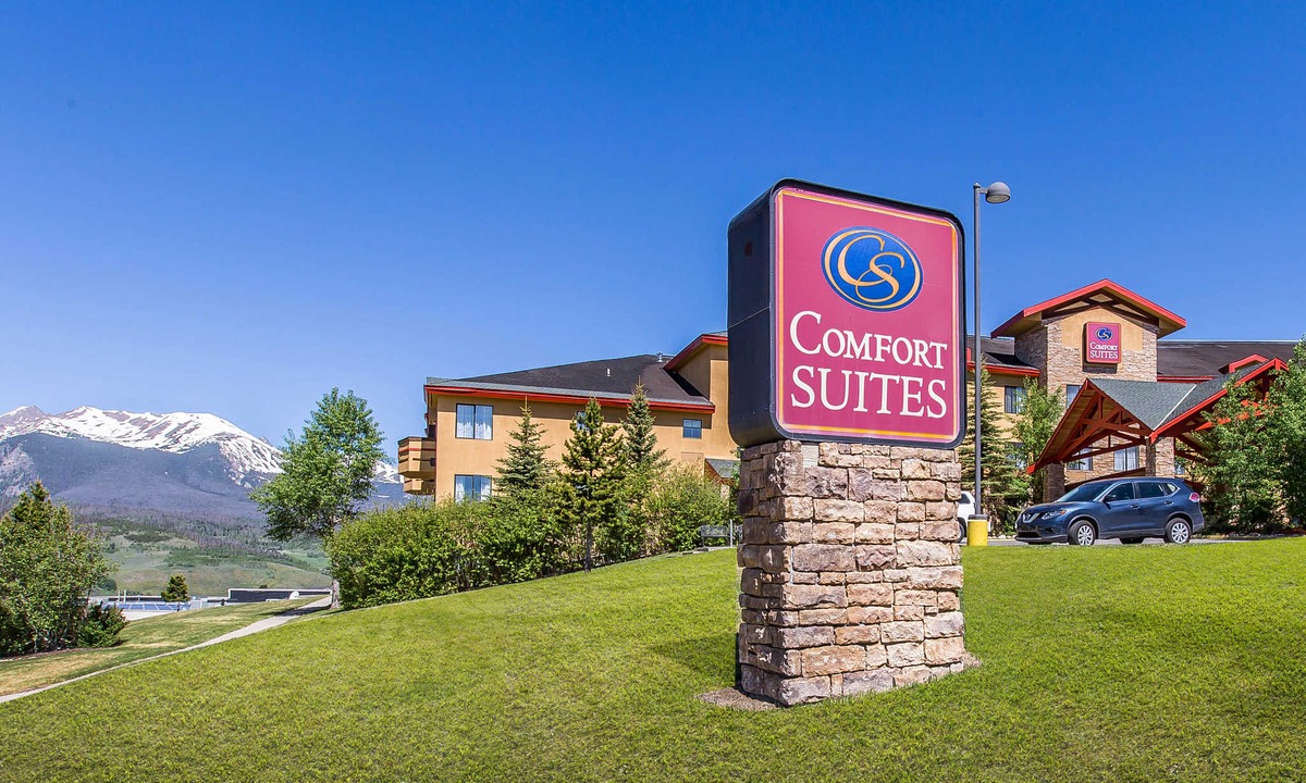 Dillon Hotel | Comfort Suites Summit County