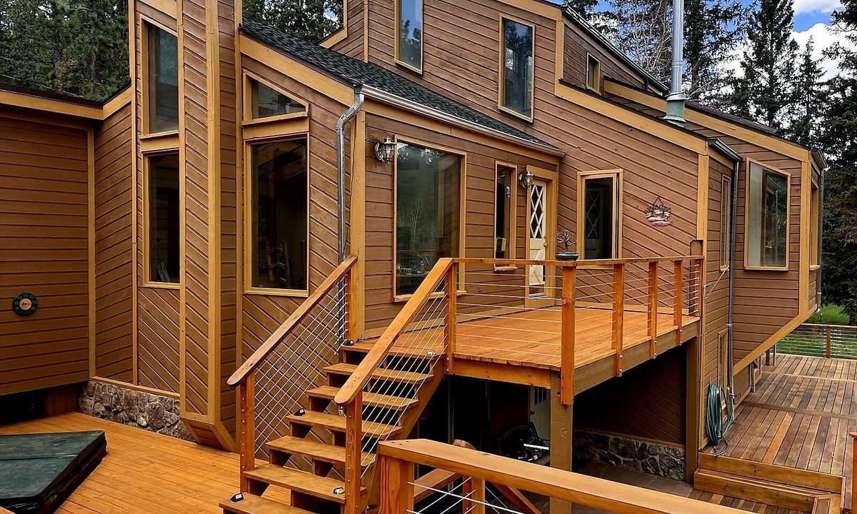 Pine Ski Chalet | Absynthe Chalet
