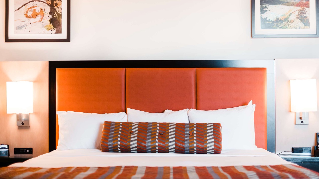 Photo of Bedroom in Heather Gardens