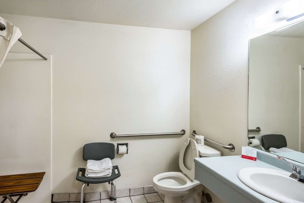 Photo of Bathroom in Canon City