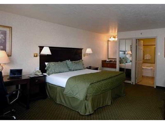 Photo of Bedroom in Gunnison