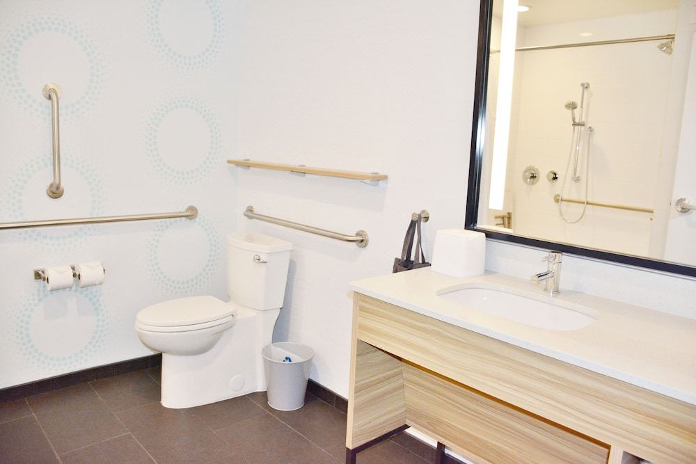 Photo of Bathroom in Historic Grand Junction