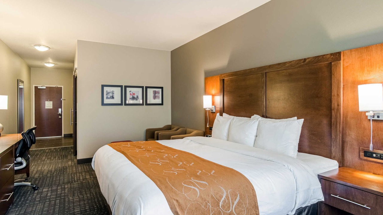 Photo of Bedroom in Loveland