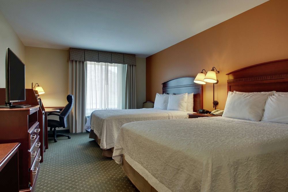 Photo of Bedroom in Ken Caryl