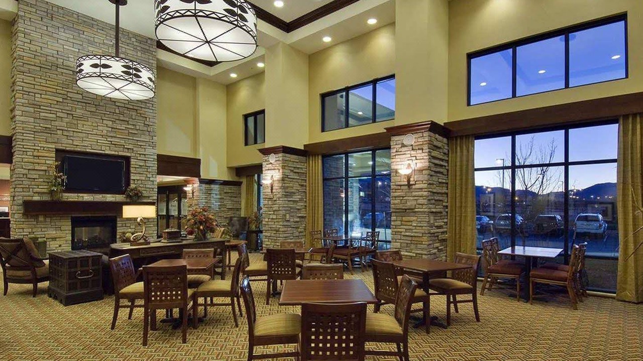 Photo of Livingroom in Southwest Colorado Springs
