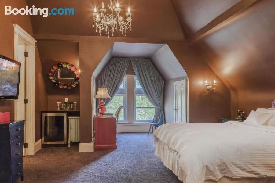 Photo of Bedroom in Capitol Hill