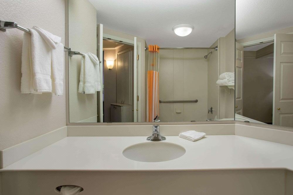 Photo of Bathroom in Lakewood