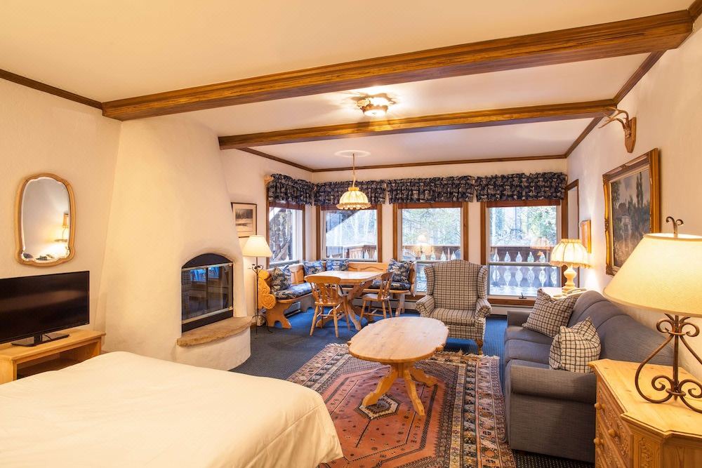 Photo of Livingroom in Vail